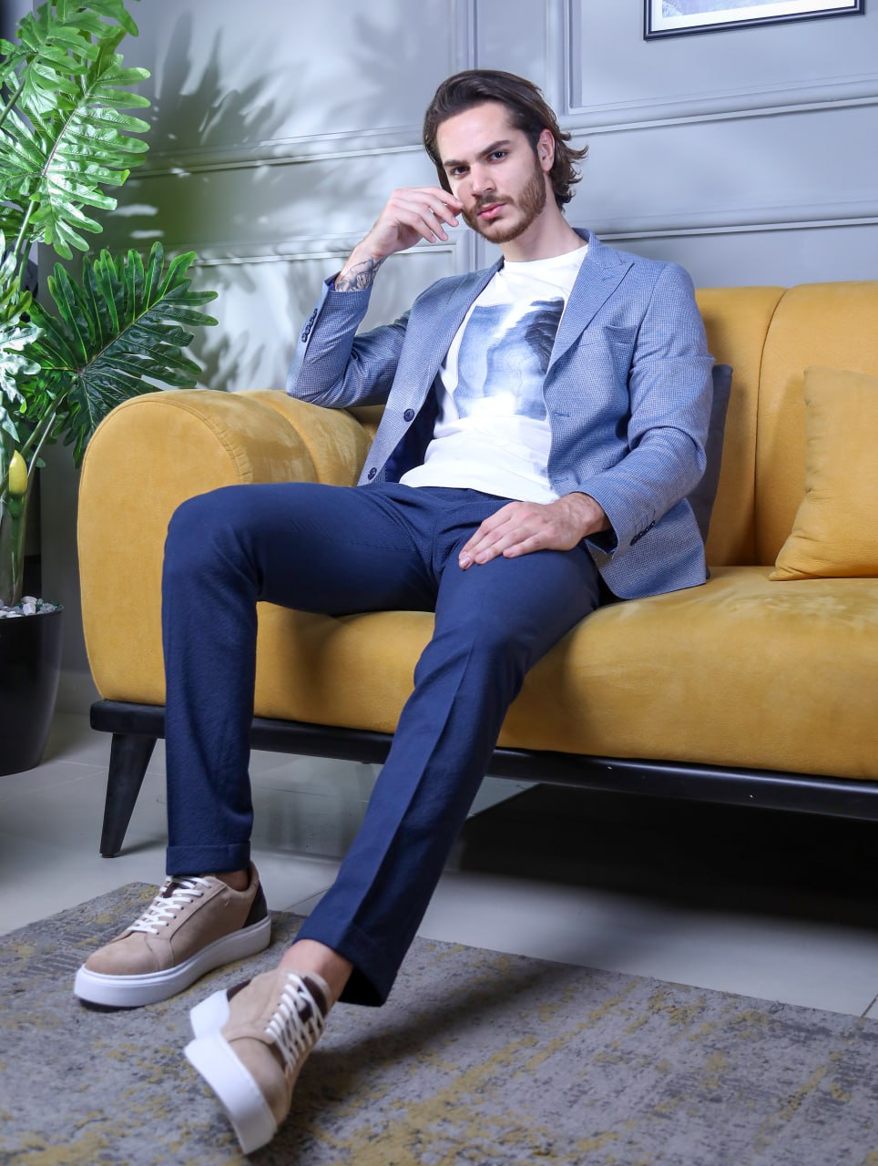 Blue pointed blazer - Blazers at Flamingo Fits