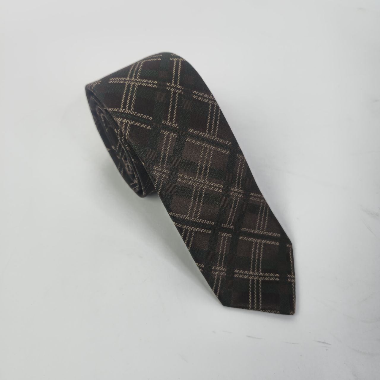 tie - tie at Flamingo Fits