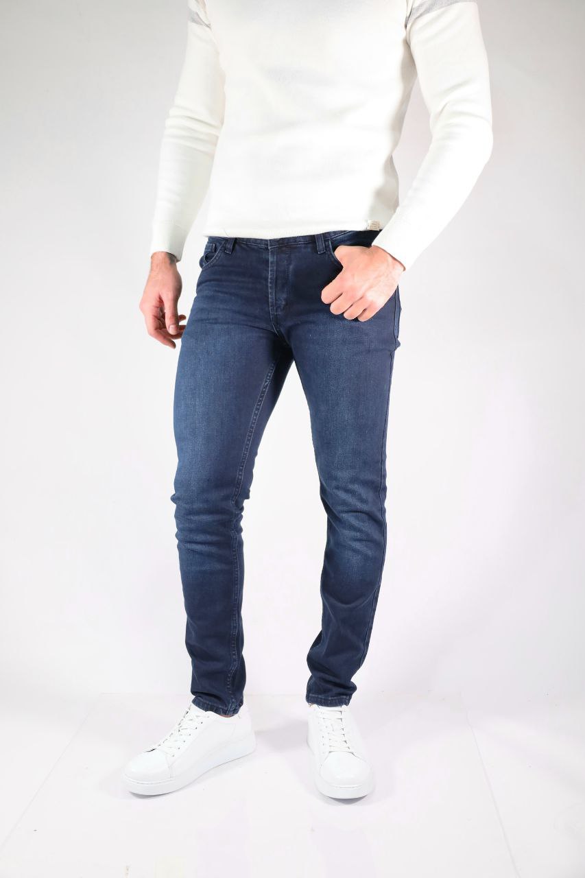 Kyro slim fit jeans in dark blue | Flamingo Fits