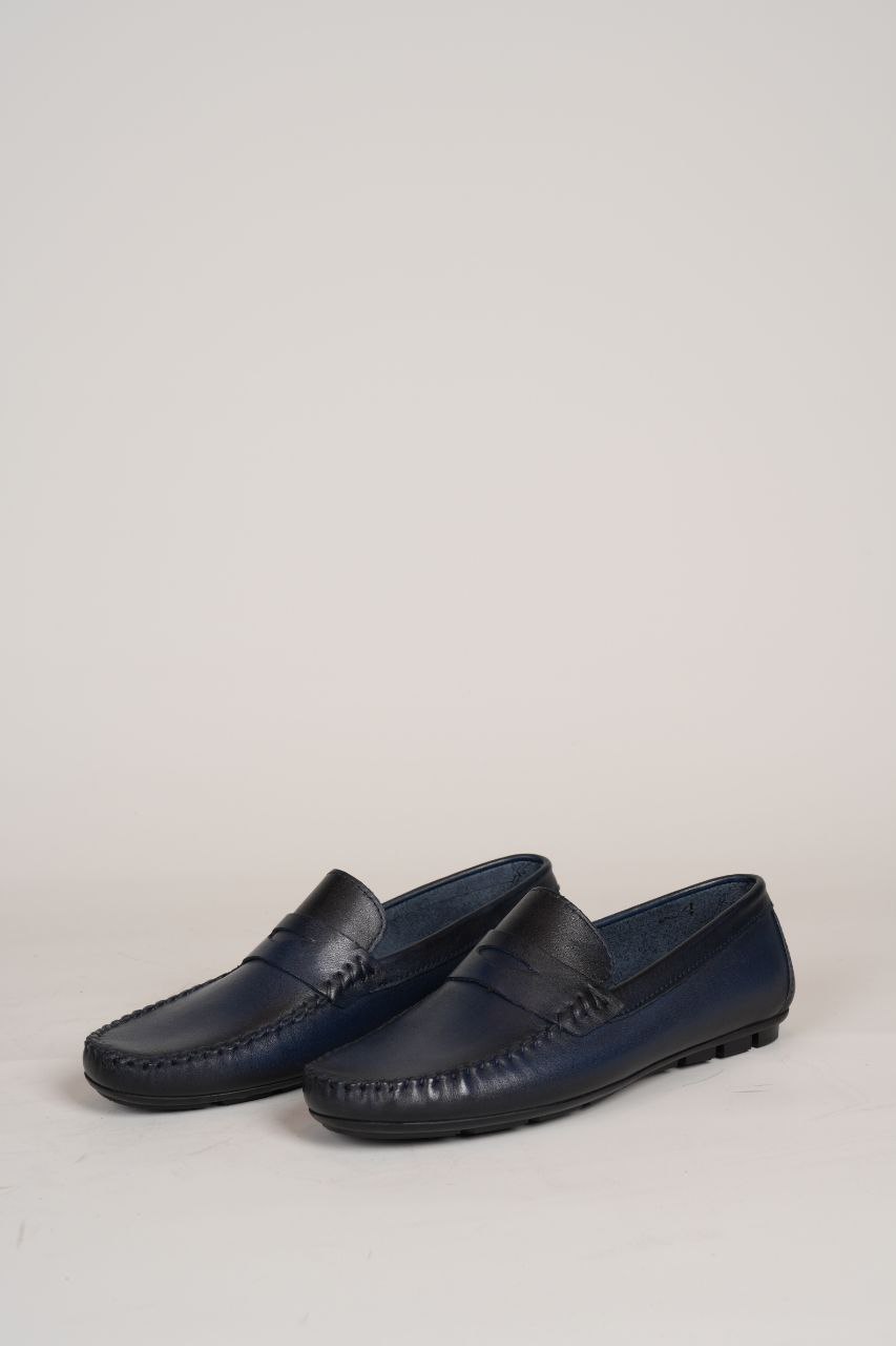 Navy leather penny loafer in navy | Flamingo Fits