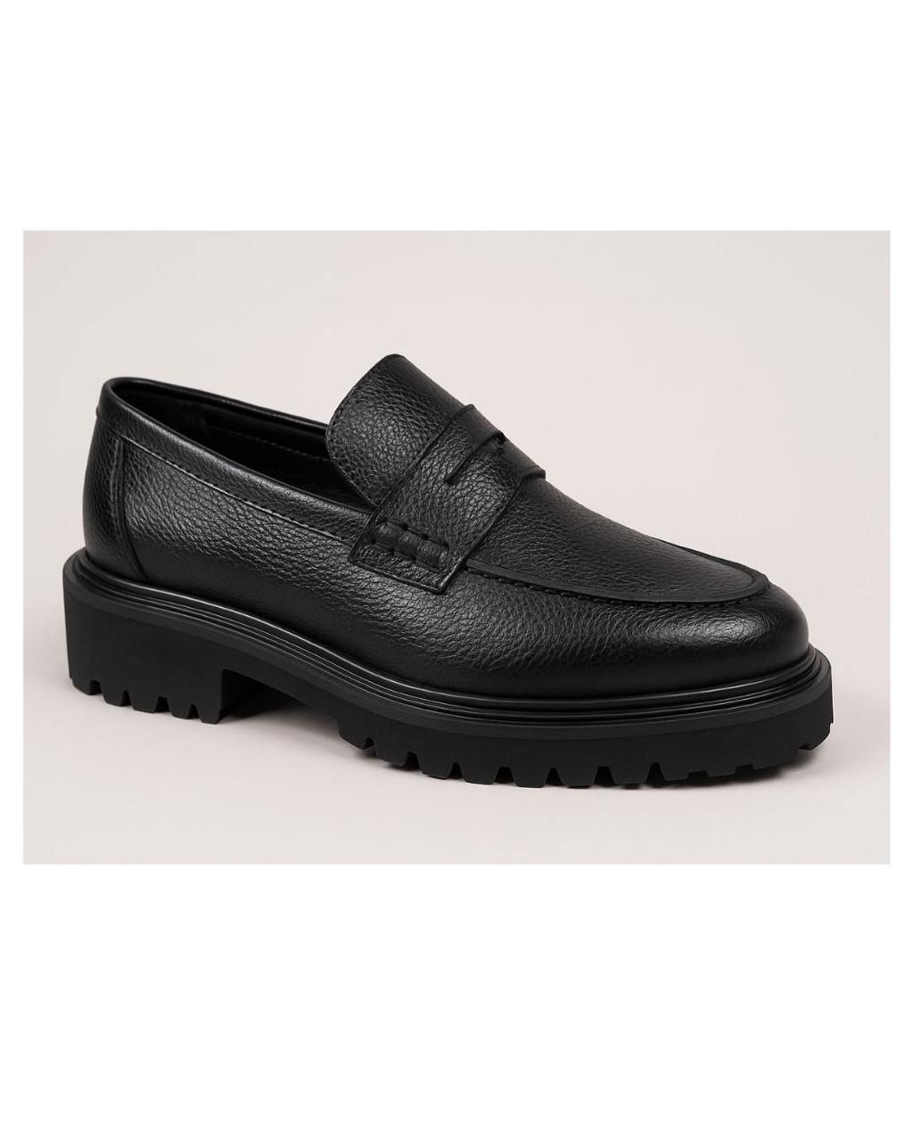 BLACK CHUNKY LEATHER LOAFER