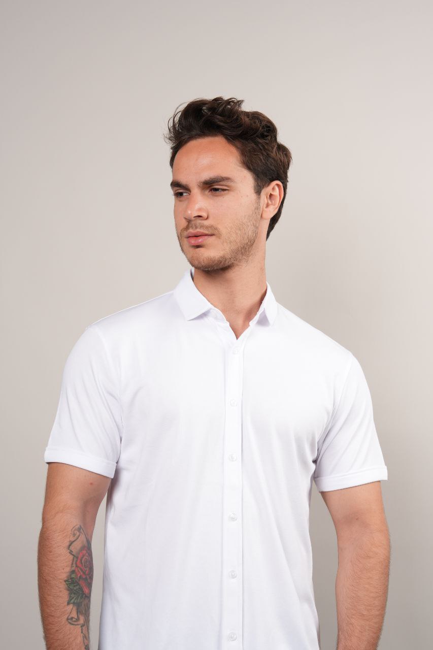 White breathable travel short sleeve shirt in white | Flamingo Fits