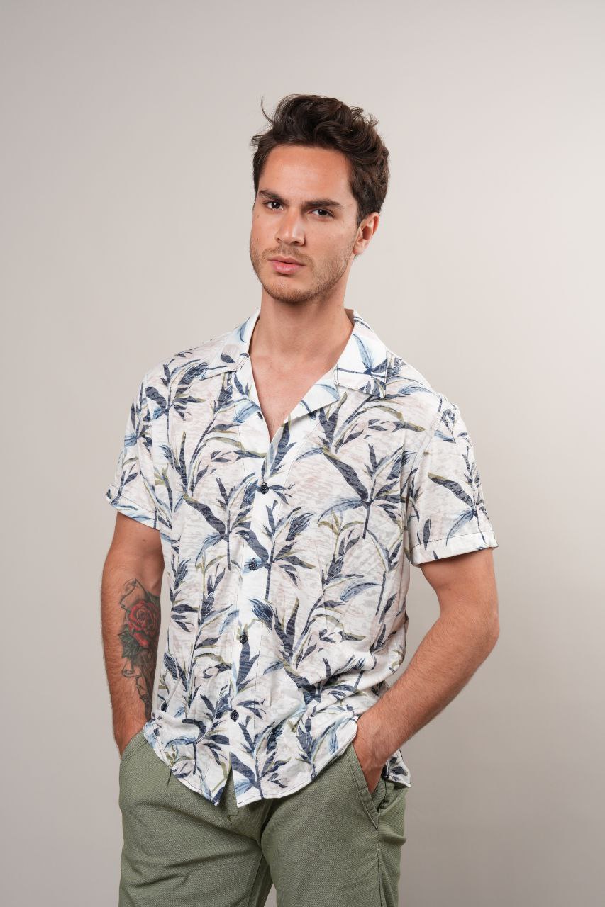 WHITE COLLARED LIGHT WEIGHT SHORT SLEEVE SHIRT - shirt at Flamingo Fits
