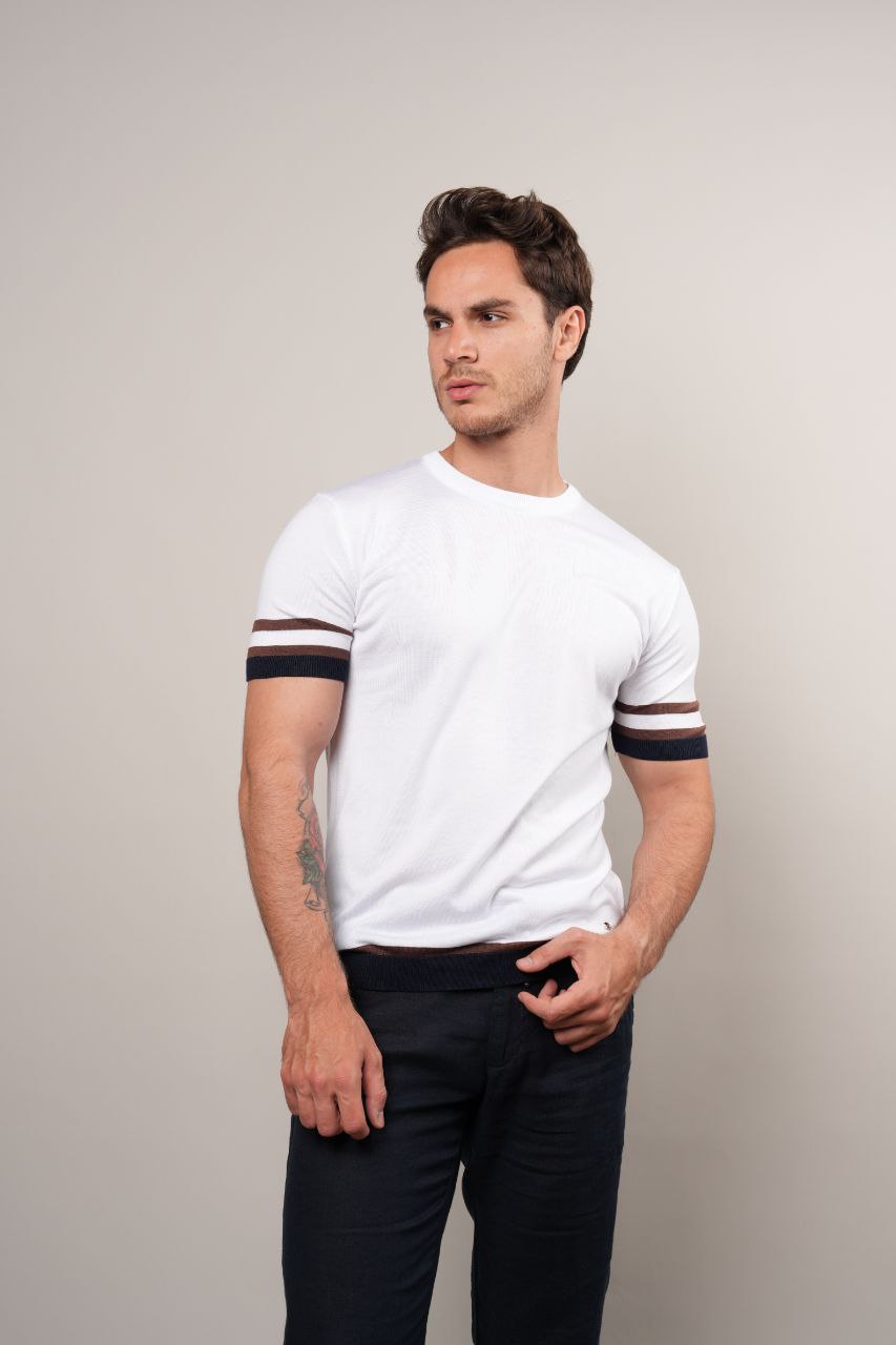 White powell fine-knit tshirt in white | Flamingo Fits