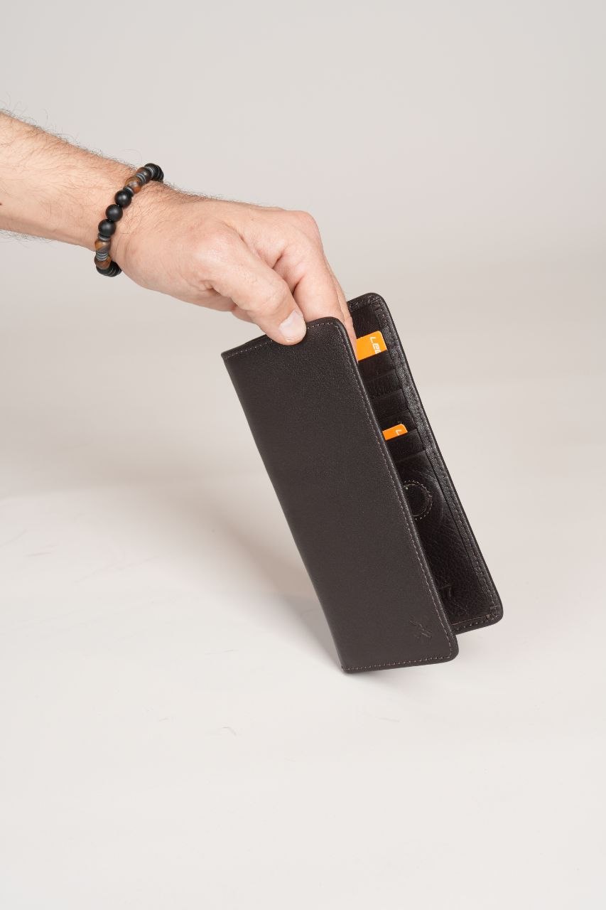 Brown onyx pebble wallet in brown | Flamingo Fits
