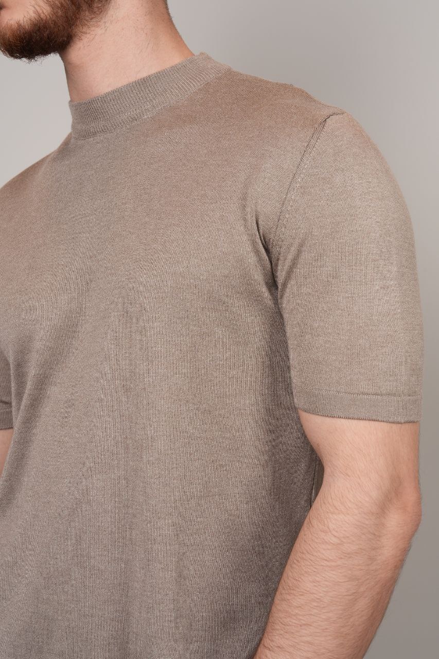 M & Men knitted mock- neck tshirt