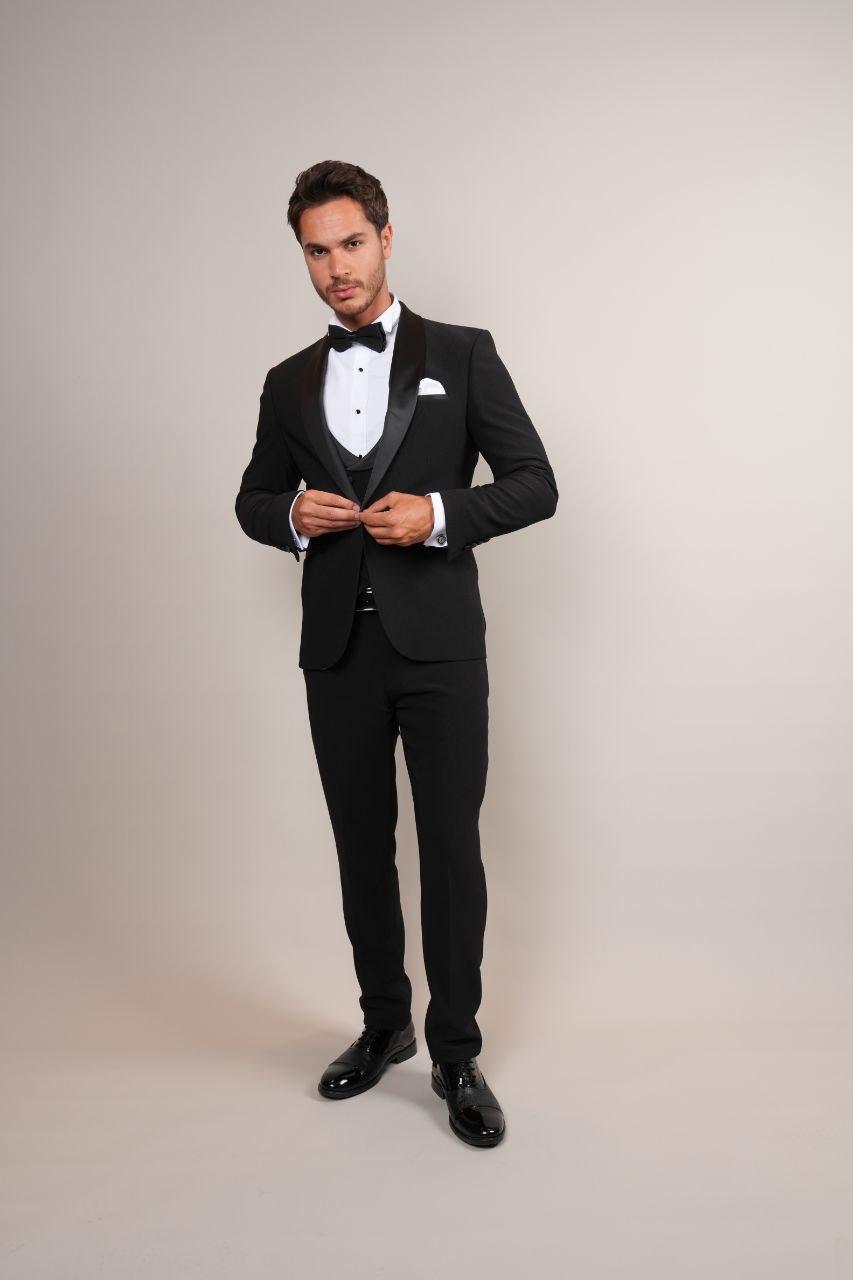One Buttoned Black Shawl Tuxedo