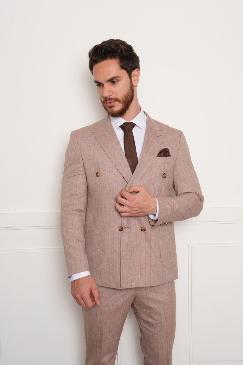 Dusky rose double-breasted suit in somow | Flamingo Fits