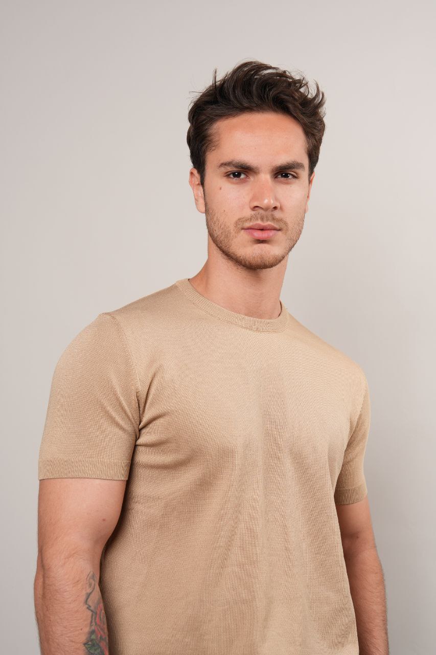 Camel basic fine knit round neck tshirt in camel | Flamingo Fits