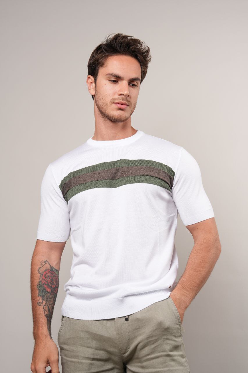 White tiburt fine knit tshirt in white | Flamingo Fits