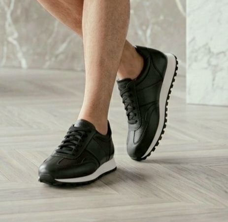 Black stealth trainer in black | Flamingo Fits