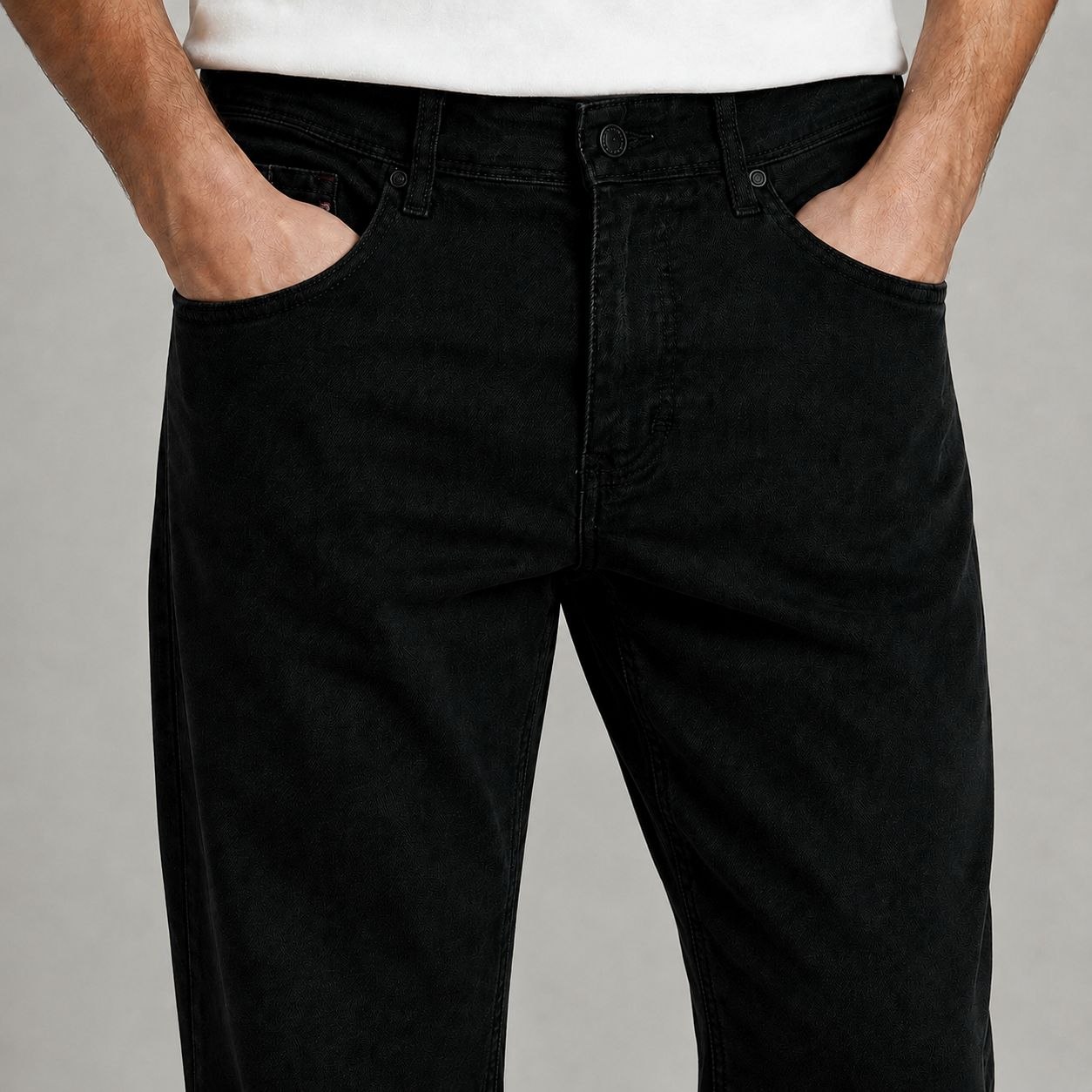 Black regular five pockets in black | Flamingo Fits