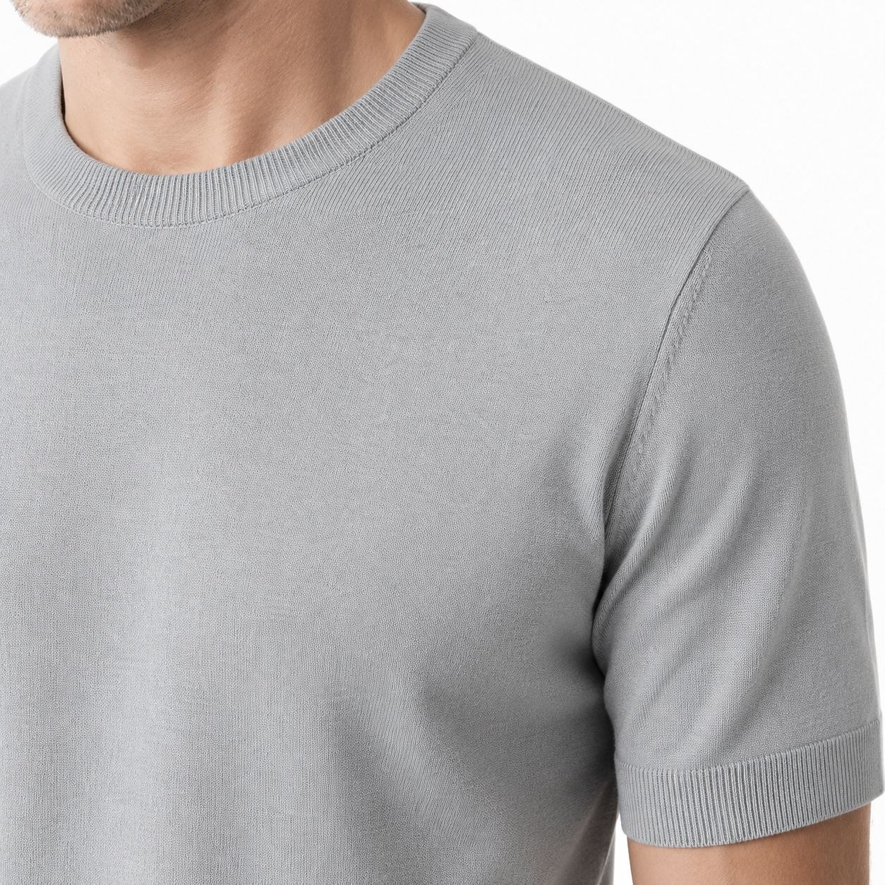 Grey basic fine knit round neck tshirt in grey | Flamingo Fits