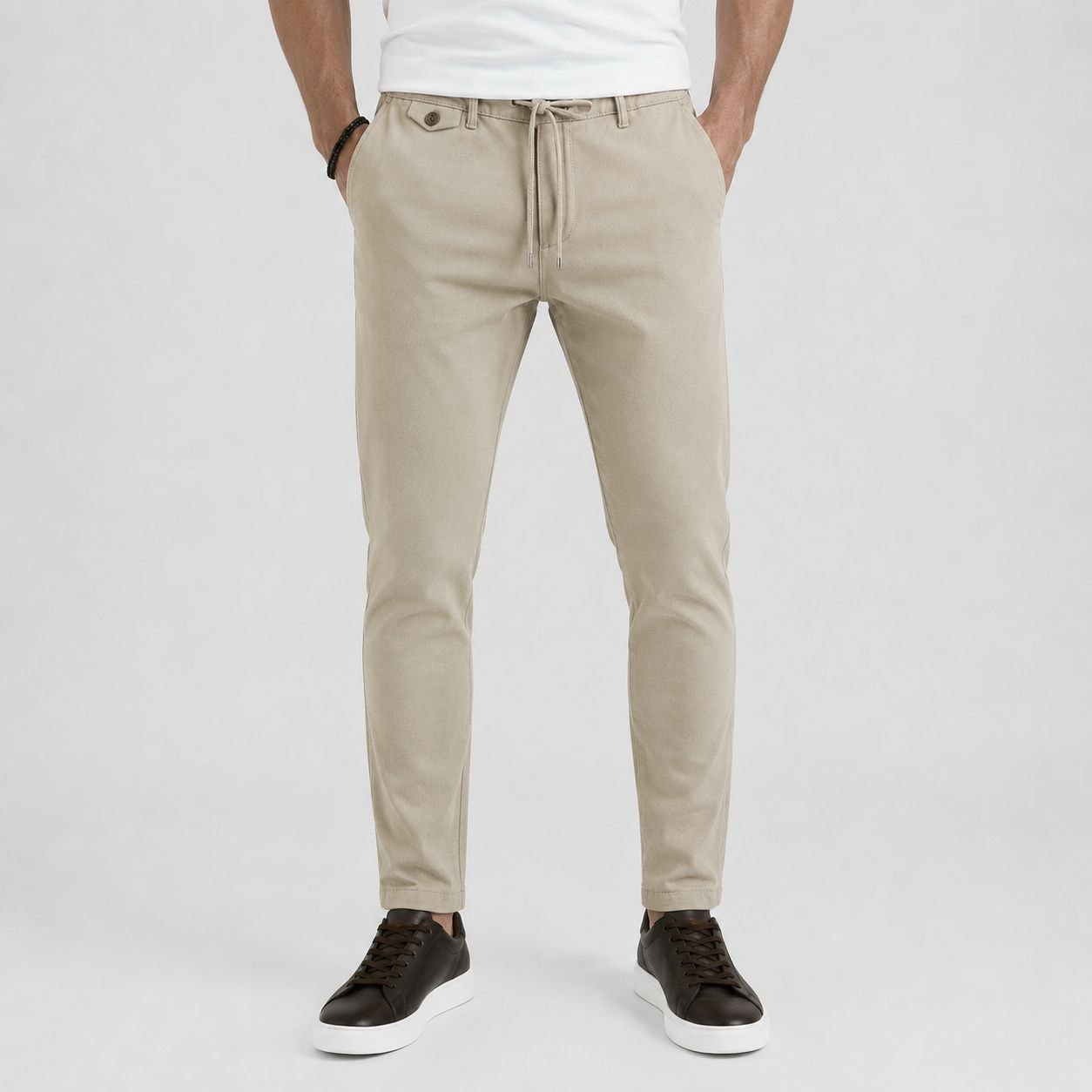 Beige pawlo jogger trouser in beij | Flamingo Fits