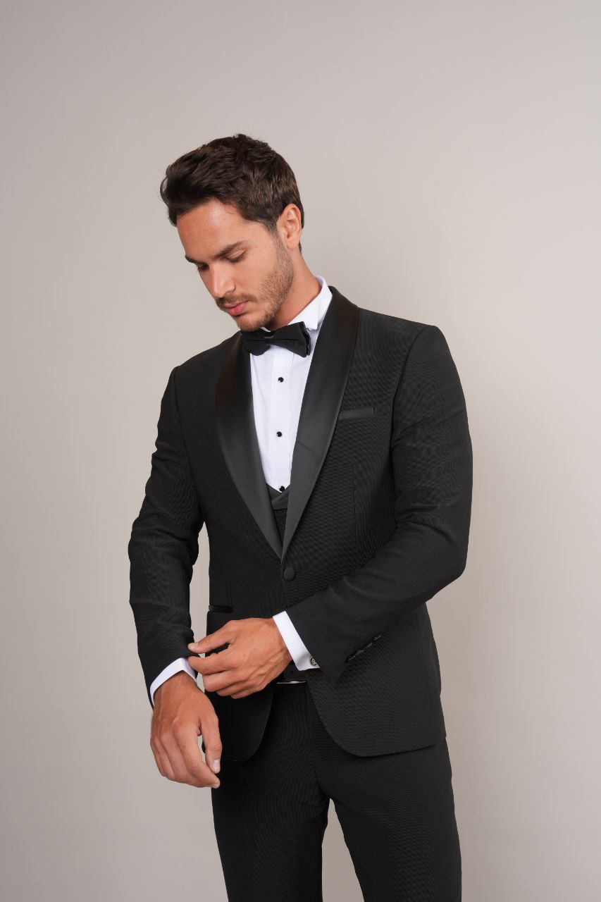 One Buttoned Black Shawl Tuxedo