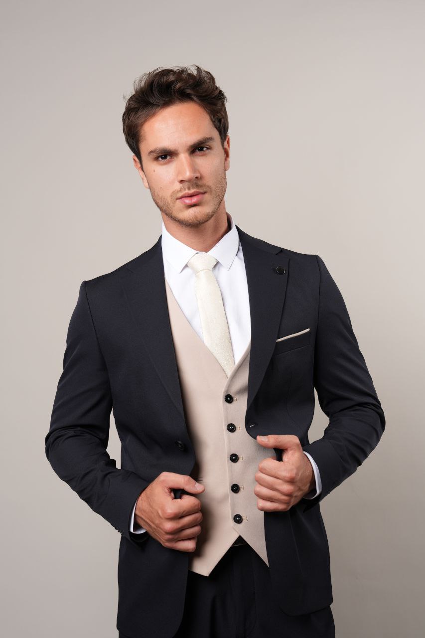 Navy Sleek Three Pieces Suits