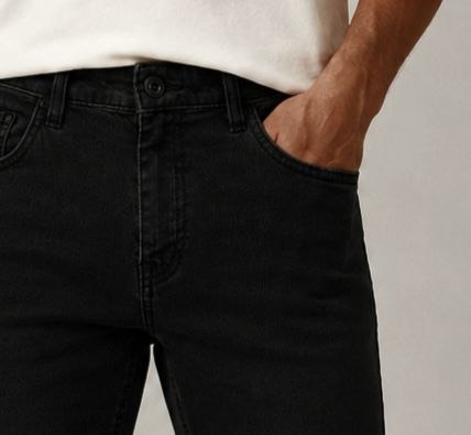 Poy comfort slim jeans in black | Flamingo Fits