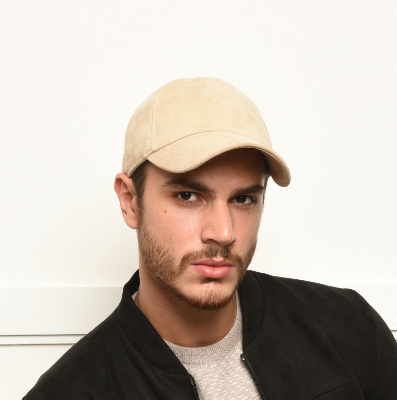 Suede baseball cap in black | Flamingo Fits