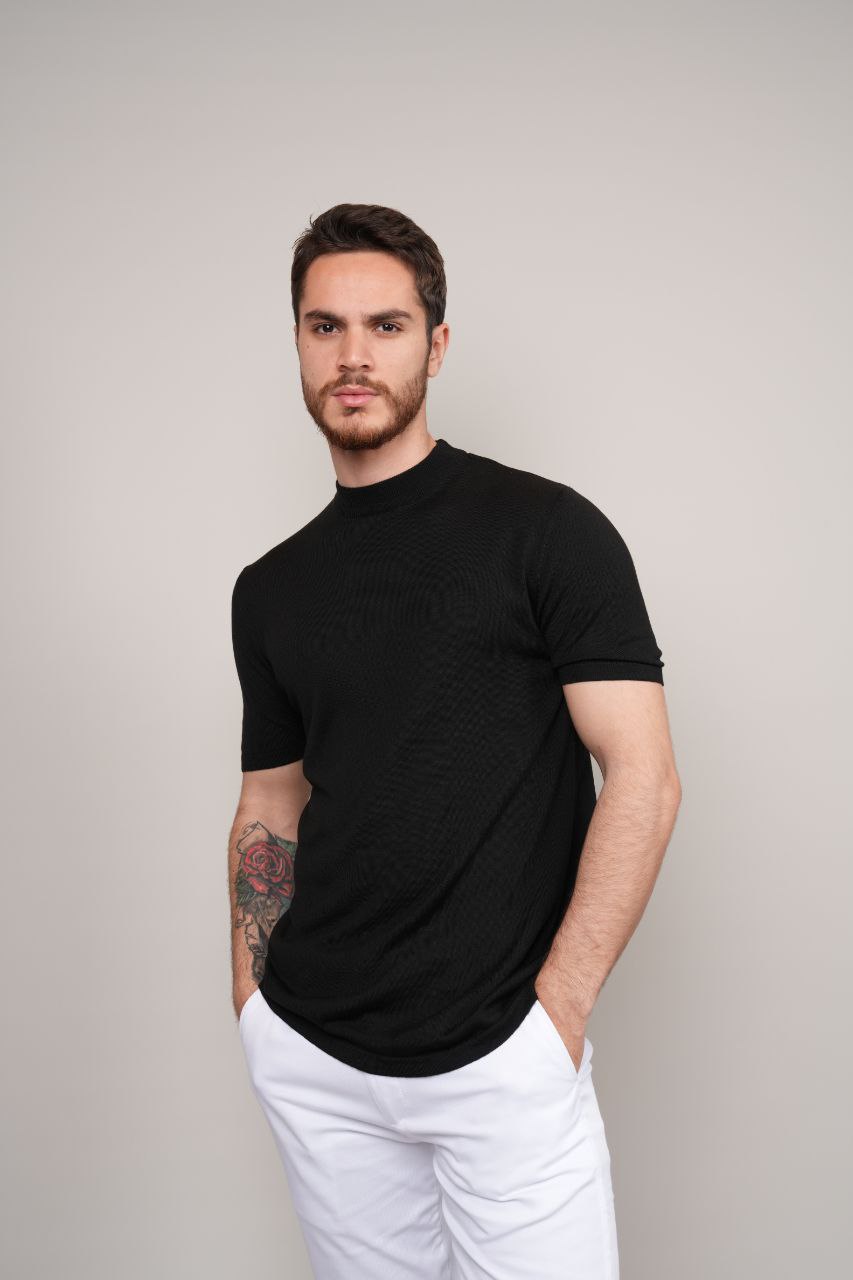 M & Men knitted mock- neck tshirt