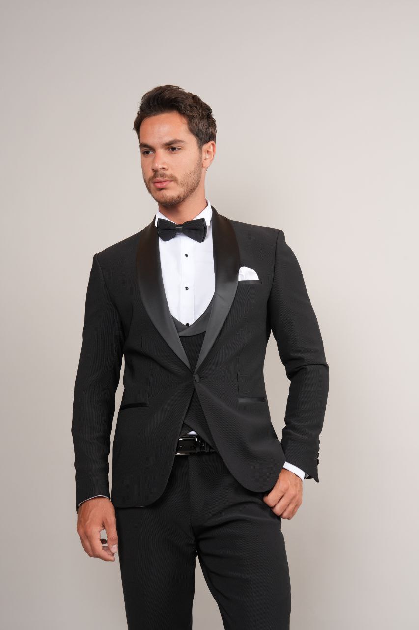 One Buttoned Black Shawl Tuxedo