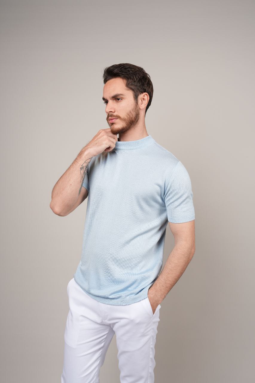 M & Men knitted mock- neck tshirt