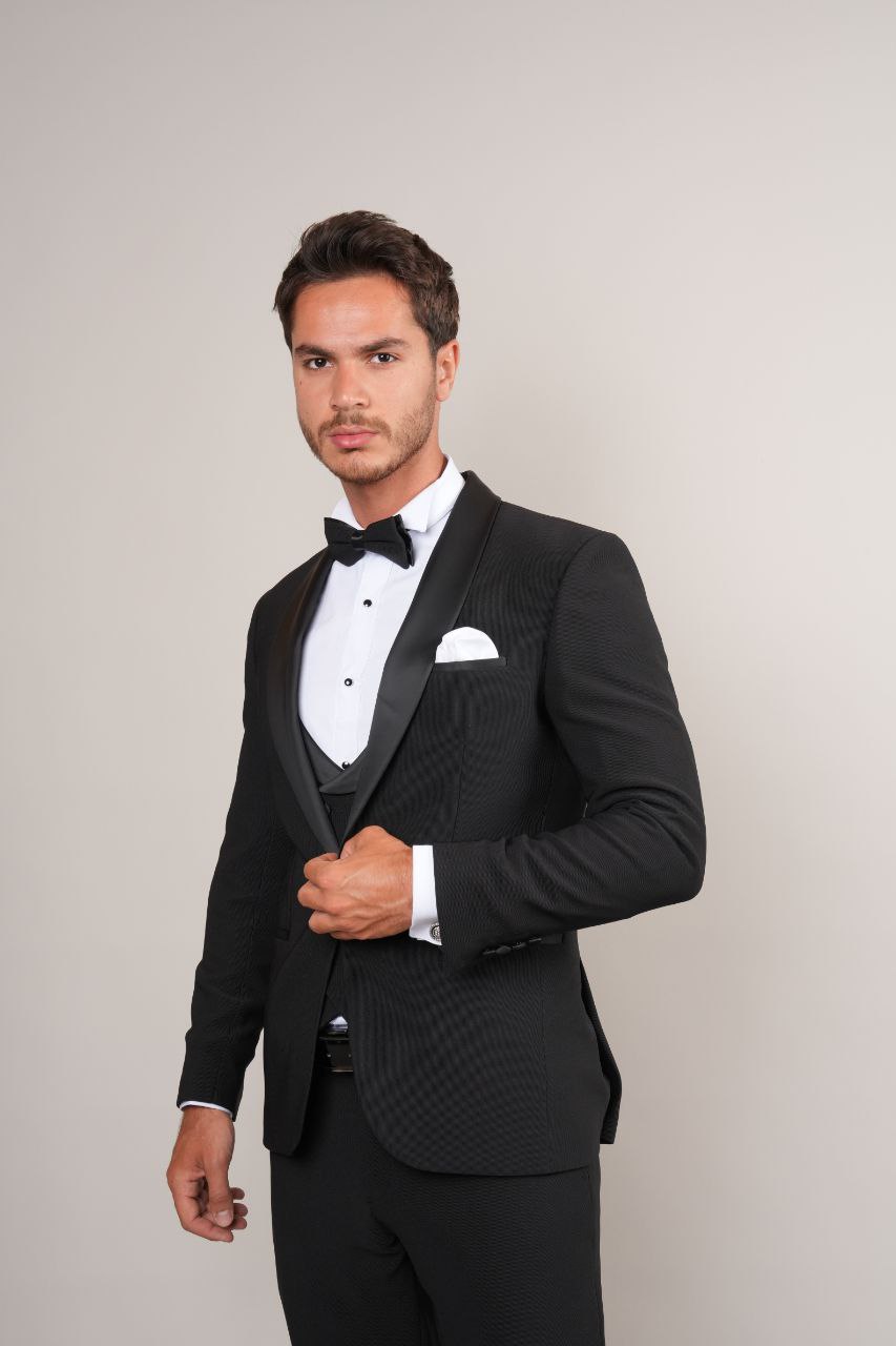 One Buttoned Black Shawl Tuxedo
