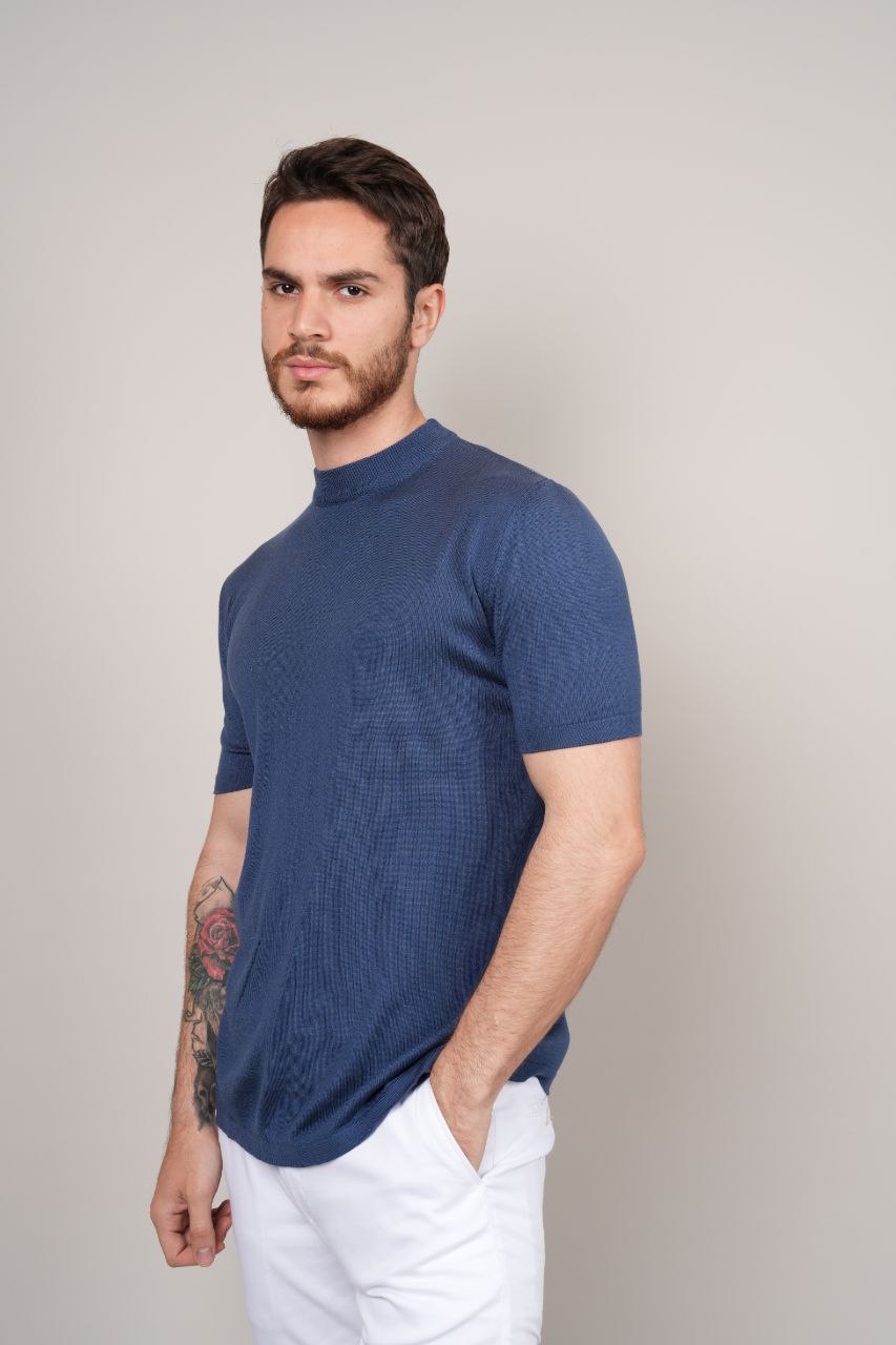 M & Men knitted mock- neck tshirt